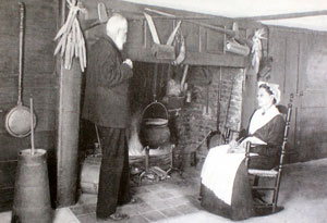 Keeping Room Fireplace photo of the Macy-Colby House